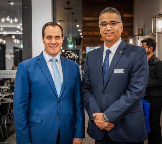 b341f492-c243-402e-b686-d6f3312c4de1